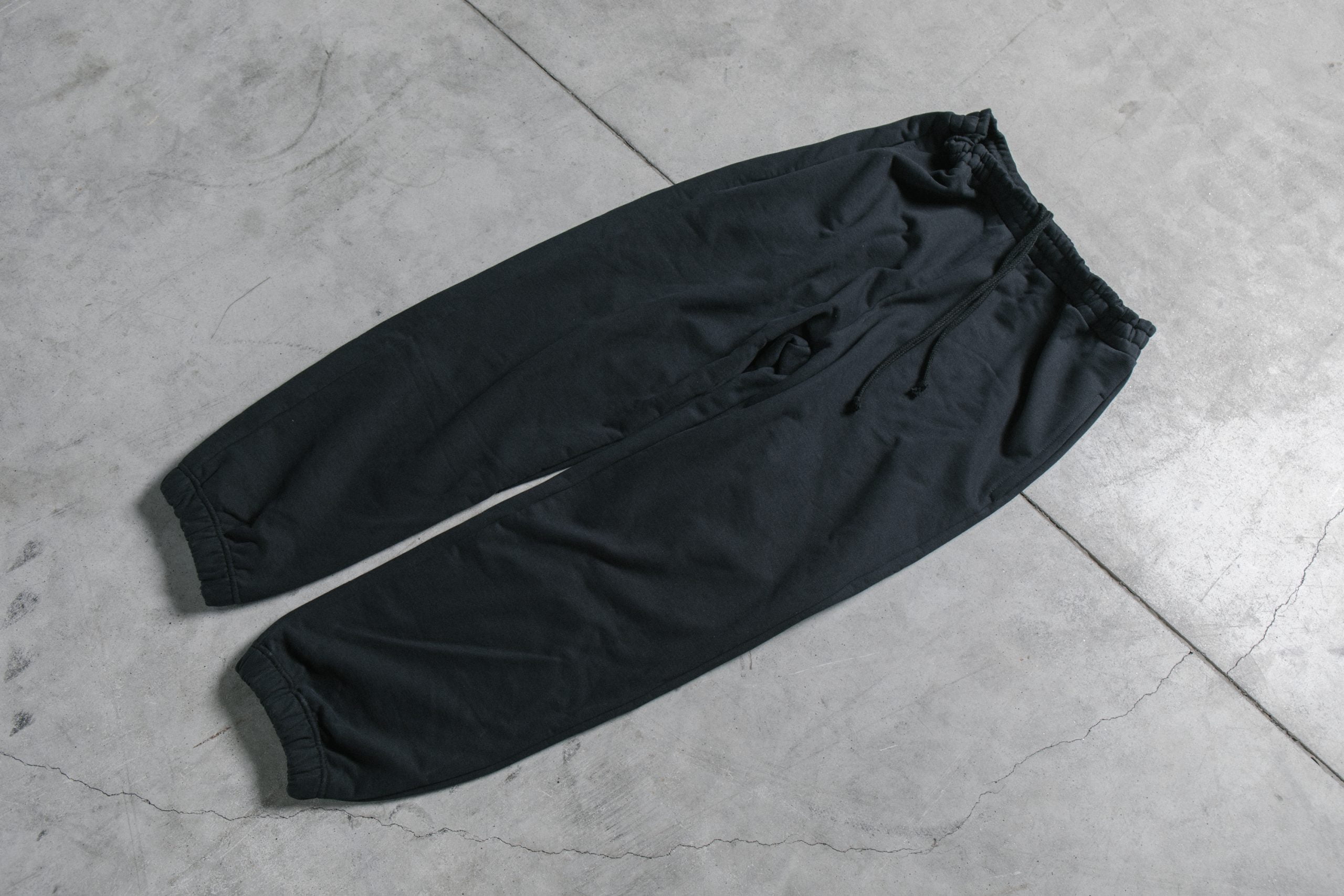BLANK JOGGER BLACK 465GSM - Clothing Manufacturers Portugal - ASBX
